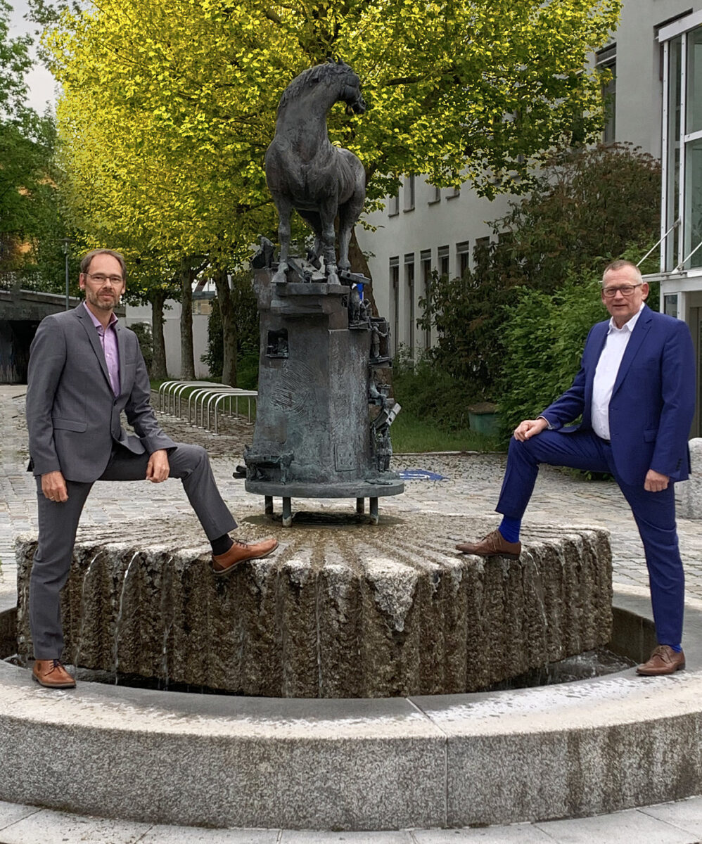 Am 1. Mai beginnt die Amtszeit für den neuen Stadtrat. 2 Amtsschimmel mit René Kleiner und Fritz Steininger